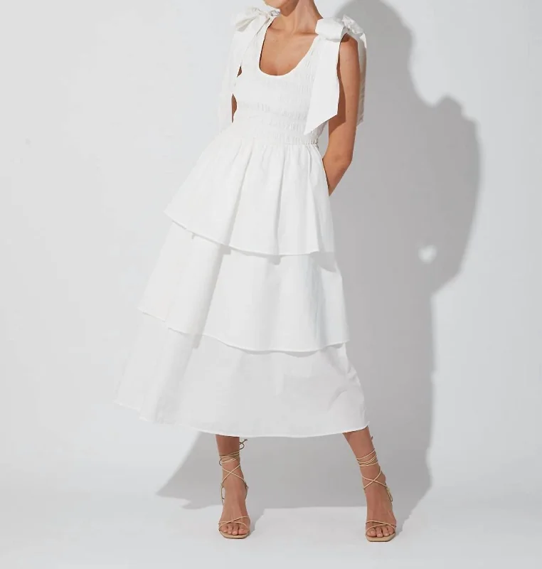 Kaiya Midi Dress In White Comfortable Knitwear Midi Dress