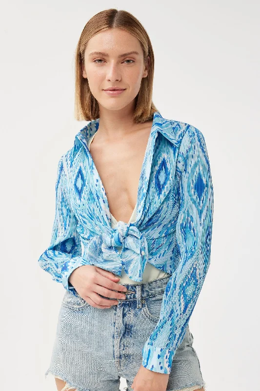 Leo & Ugo OE868 Blue Pleat Shirt Fashionable Cuffed Short Sleeve