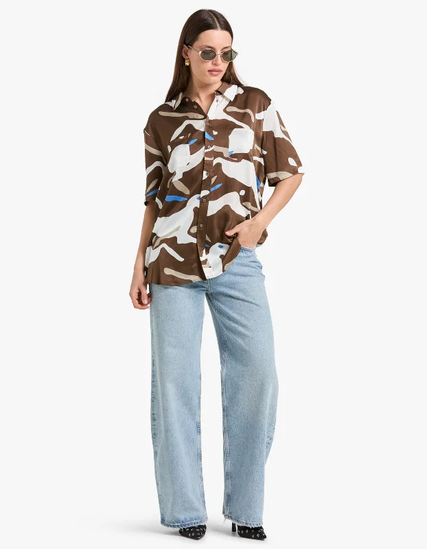 Short Sleeve Boyfriend Shirt - Rabbit Dark Earth Classic Short Sleeve Tunic