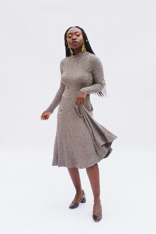 Victory Patterns Frances T-shirt and Dress Fashionable Trendy Casual