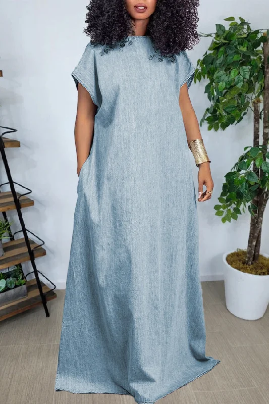 Vintage V-Cut Back Denim Maxi Dress Comfortable Plunging Neckline Maxi Dress