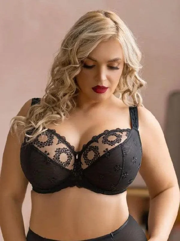 Black Fortuna Soft Cup Bra in bands 30 through 42 Sports Support Bra