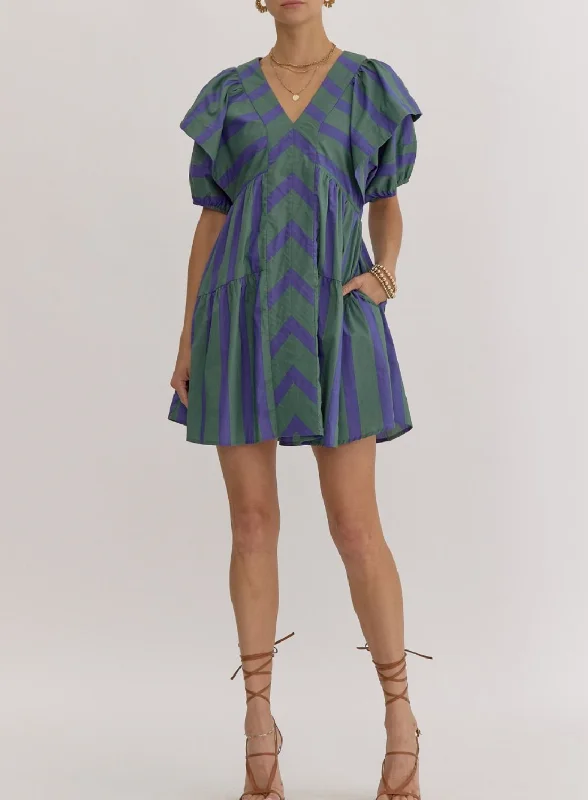 Mixed Line Print V-Neck Mini Dress Fashionable Mini Dress with Slits