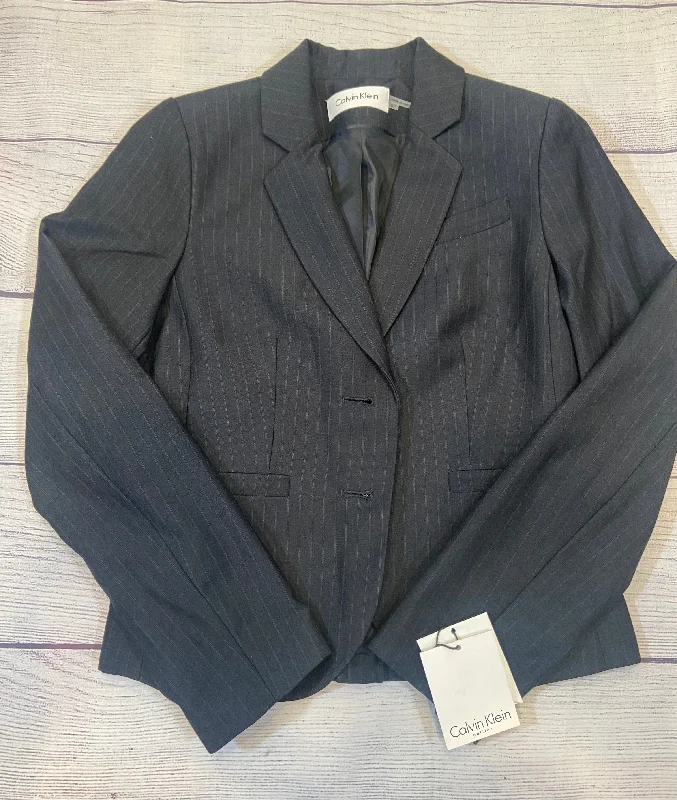 Calvin Klein Navy Blue Pen Stripe Womens Blazer Jacket size 6P NWT Satin Fabric Silk Fabric Chiffon Fabric Calvin Klein Navy Blue Pen Stripe Womens Blazer Jacket size 6P NWT Satin Fabric Silk Fabric Chiffon Fabric