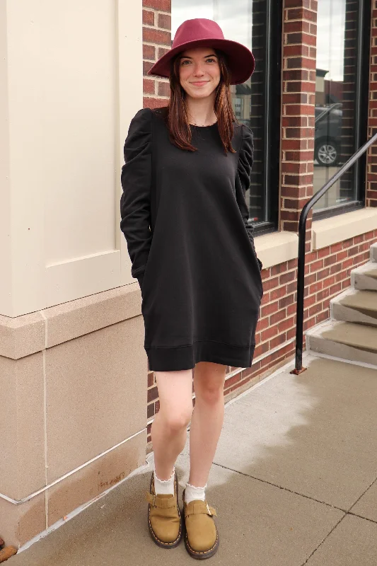 Janine Sweatshirt Dress—Black Hoodie with Drop Shoulder Relaxed Streetwear