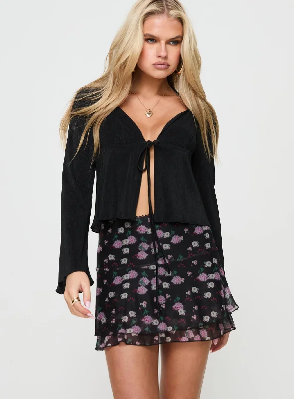 Sunny Skies Mini Skirt Black Floral linen skirt breathable